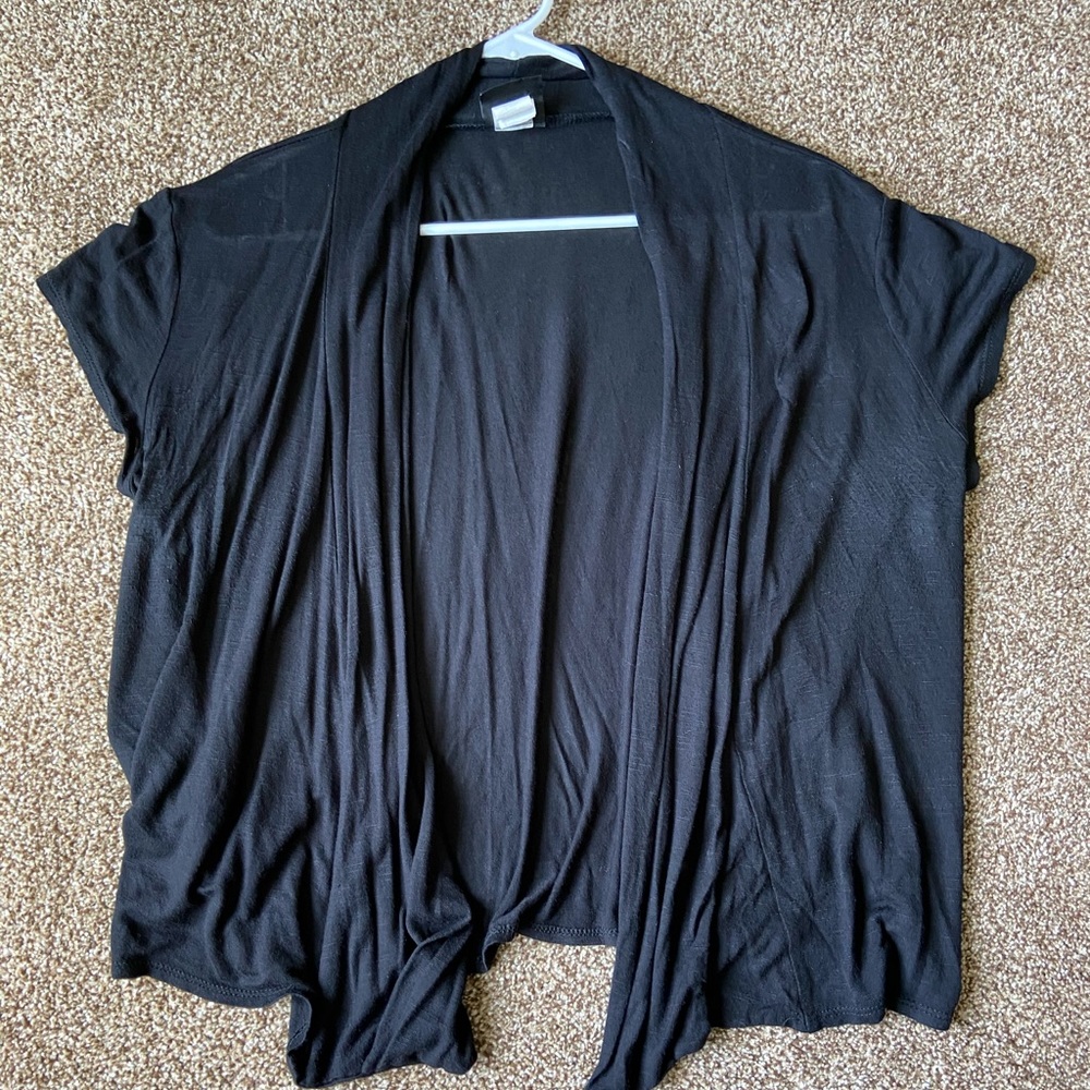 black cap sleeve shawl